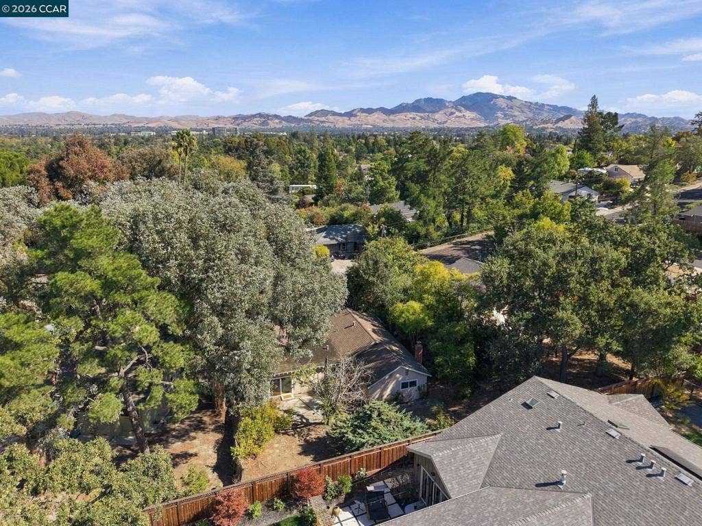 1723 Encanto Court, Walnut Creek, CA 94597 1723 Encanto Court, Walnut Creek, CA 94597