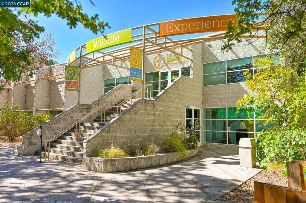 1723 Encanto Court, Walnut Creek, CA 94597 1723 Encanto Court, Walnut Creek, CA 94597