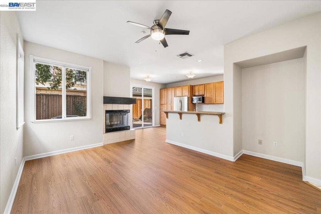 2042 Dahlia Cmn, Livermore, CA 94551 2042 Dahlia Cmn, Livermore, CA 94551