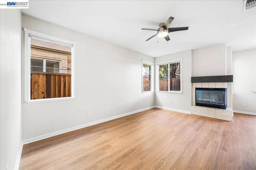 2042 Dahlia Cmn, Livermore, CA 94551 2042 Dahlia Cmn, Livermore, CA 94551