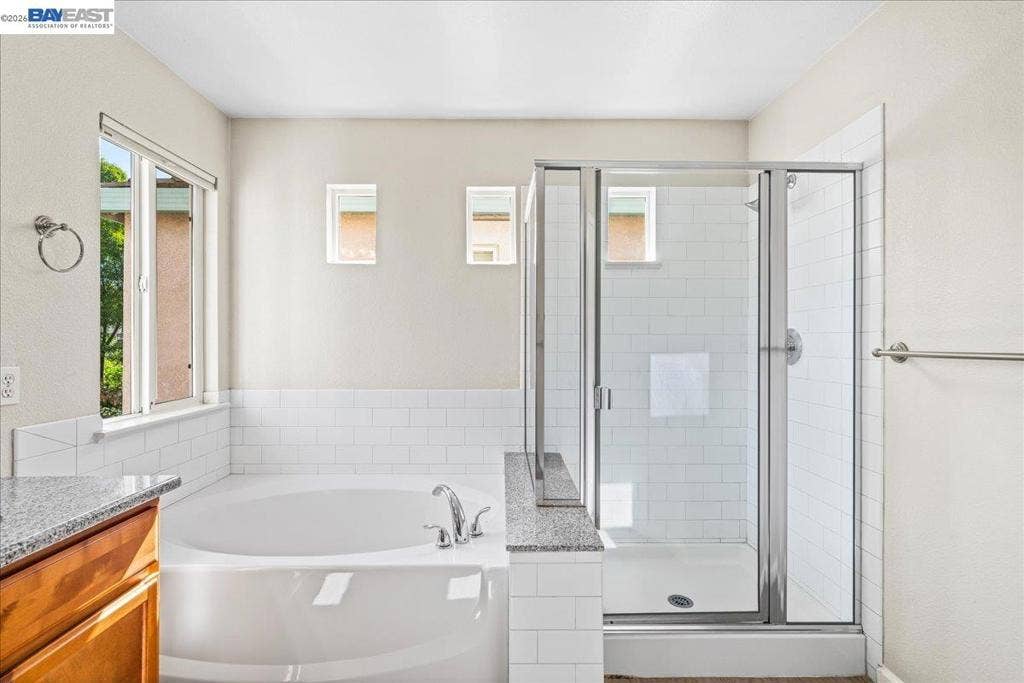 2042 Dahlia Cmn, Livermore, CA 94551 2042 Dahlia Cmn, Livermore, CA 94551