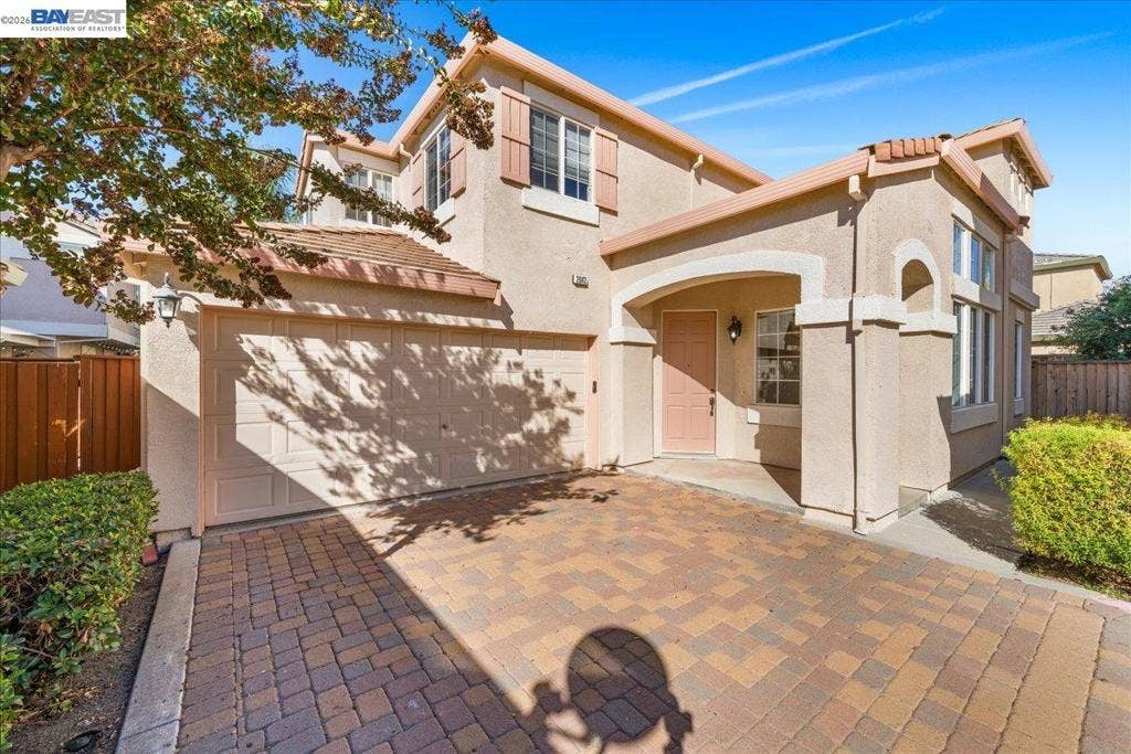 2042 Dahlia Cmn, Livermore, CA 94551 2042 Dahlia Cmn, Livermore, CA 94551