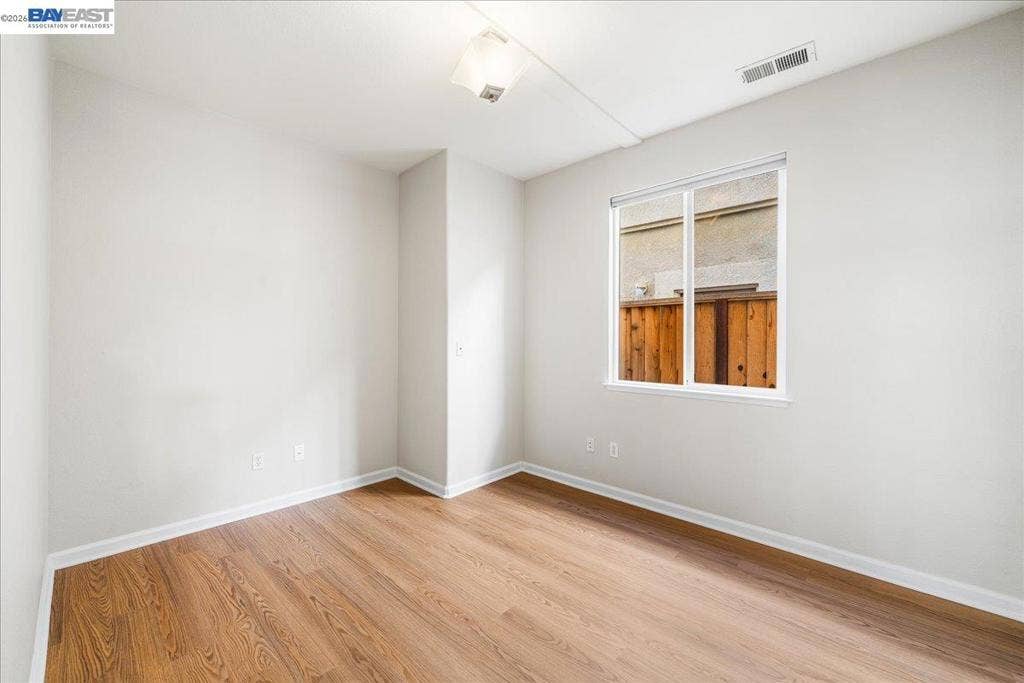 2042 Dahlia Cmn, Livermore, CA 94551 2042 Dahlia Cmn, Livermore, CA 94551