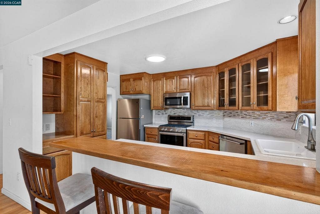 4003 Garden Rd, El Sobrante, CA 94803 4003 Garden Rd, El Sobrante, CA 94803
