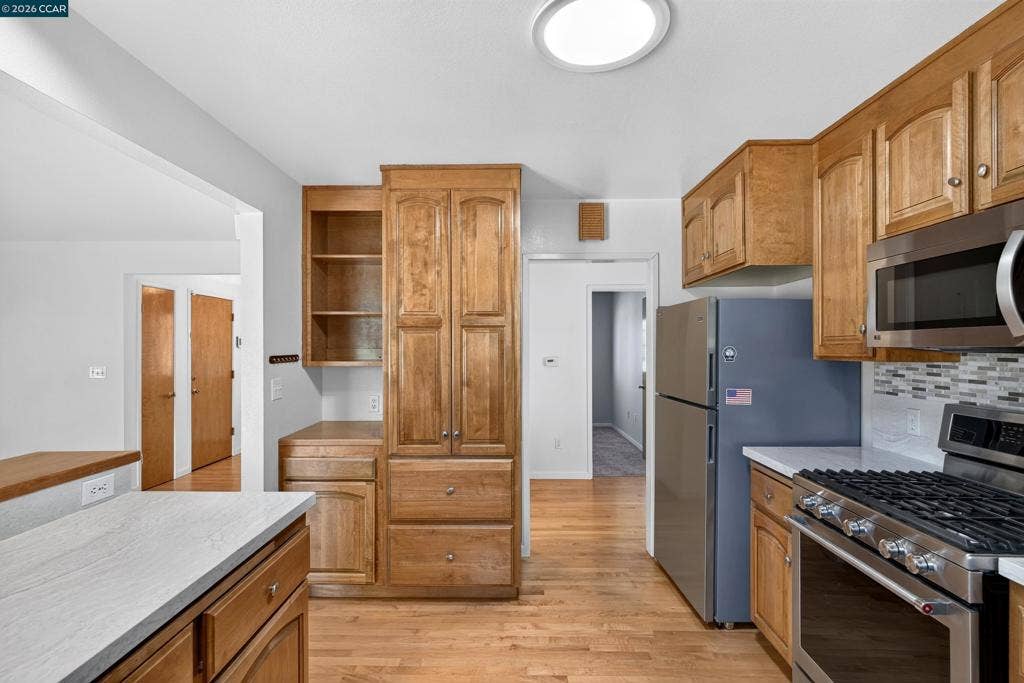 4003 Garden Rd, El Sobrante, CA 94803 4003 Garden Rd, El Sobrante, CA 94803