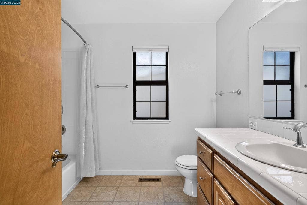 4003 Garden Rd, El Sobrante, CA 94803 4003 Garden Rd, El Sobrante, CA 94803