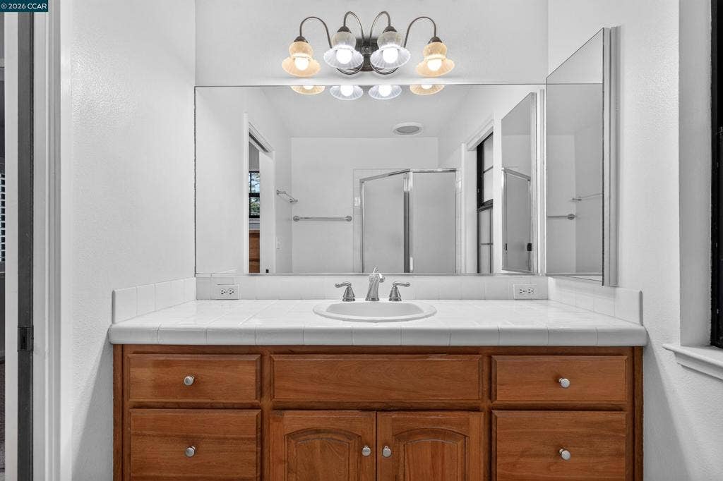 4003 Garden Rd, El Sobrante, CA 94803 4003 Garden Rd, El Sobrante, CA 94803