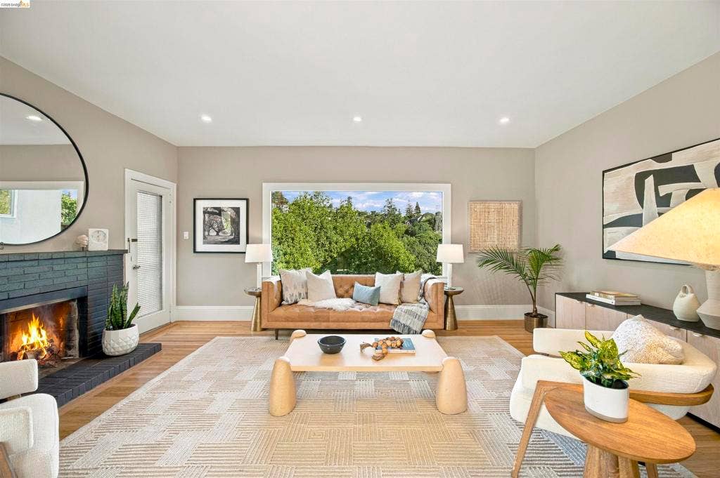 26 Bowles Place, Oakland, CA 94610 26 Bowles Place, Oakland, CA 94610