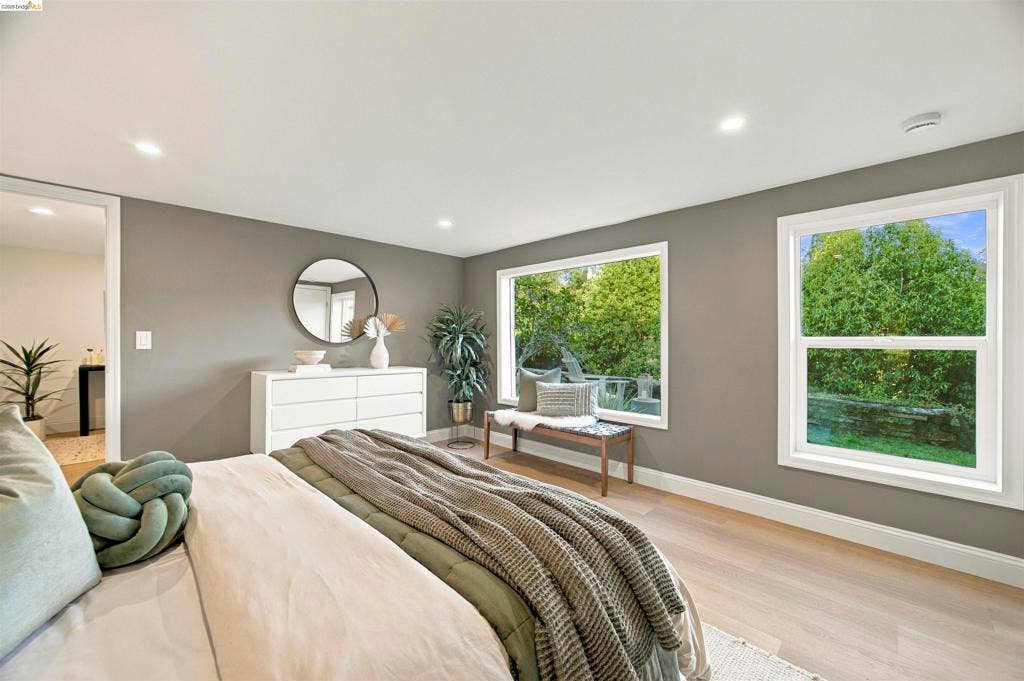26 Bowles Place, Oakland, CA 94610 26 Bowles Place, Oakland, CA 94610