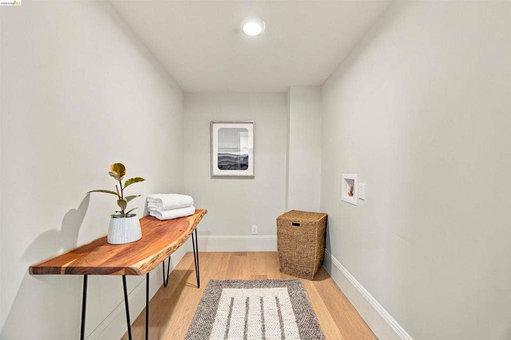 26 Bowles Place, Oakland, CA 94610 26 Bowles Place, Oakland, CA 94610