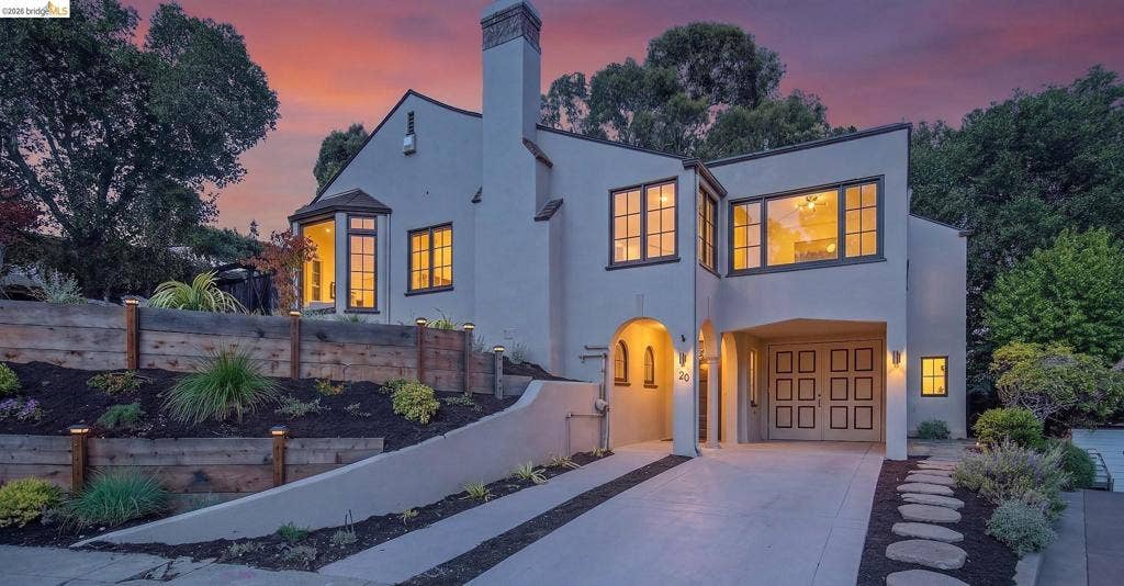 20 Hillwood Place, Oakland, CA 94610 20 Hillwood Place, Oakland, CA 94610