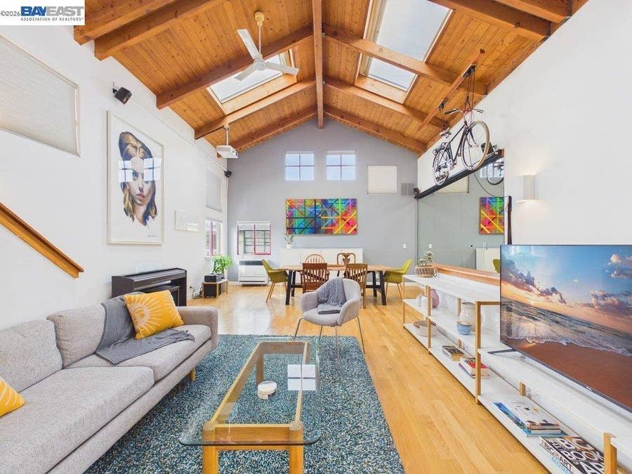 Property photo for 2932 Filbert St, #2, Oakland, CA