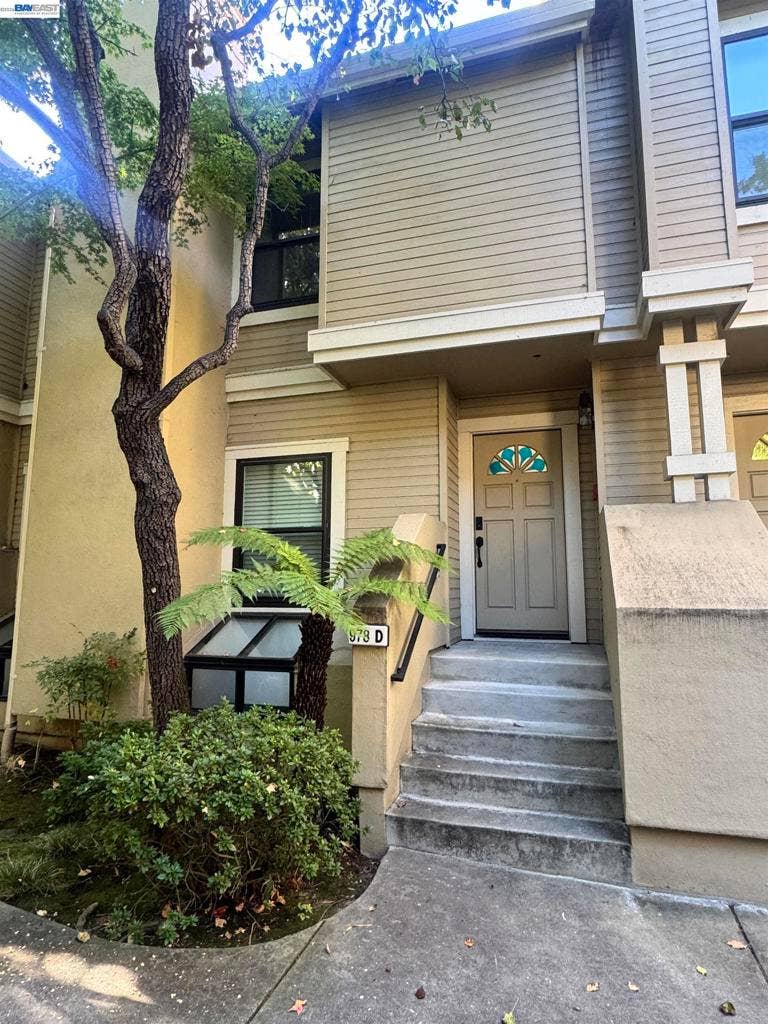 Property photo for 978 La Mesa Ter, Sunnyvale, CA