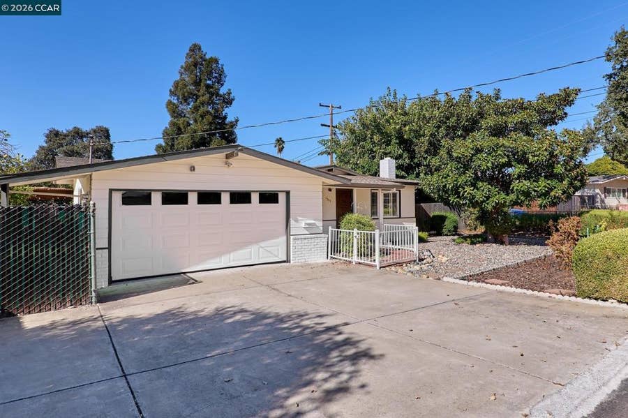 Property photo for 1547 Claycord Ave, Concord, CA