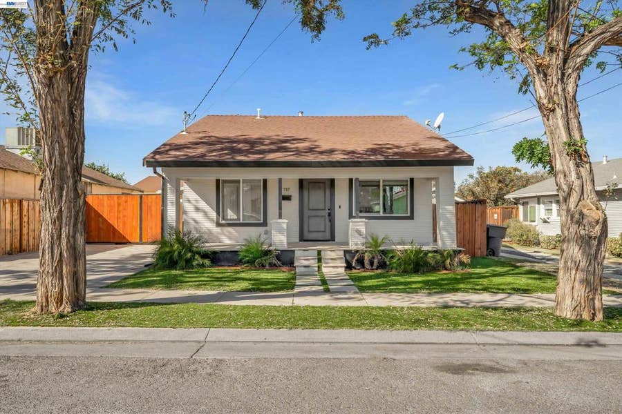 Property photo for 717 Metcalf Ct, Tracy, CA