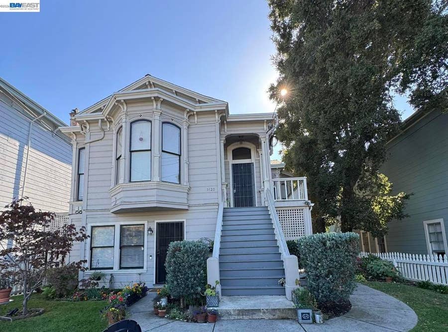 Property photo for 1620 Santa Clara Ave, Alameda, CA