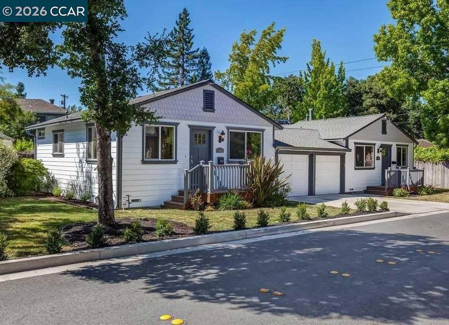 Property photo for 3590 Walnut St, Lafayette, CA