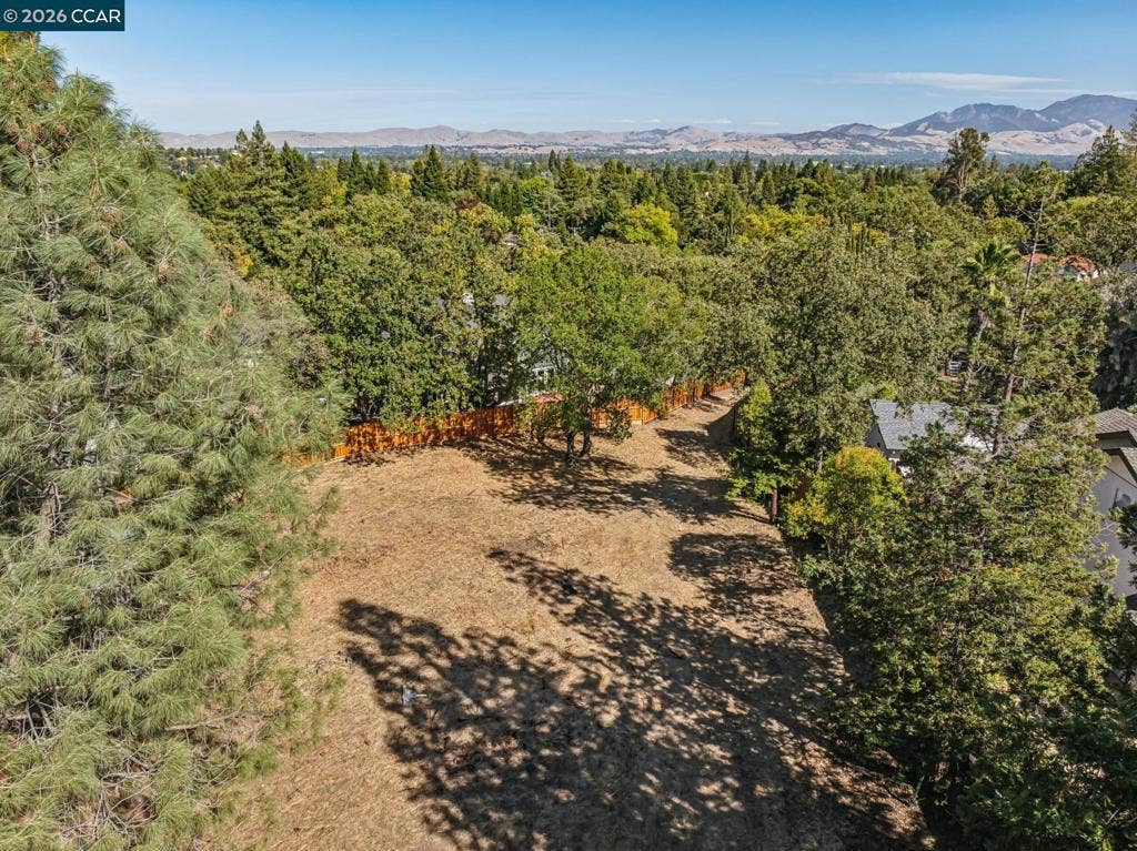 2050 Buttner Rd, Pleasant Hill, CA 94523