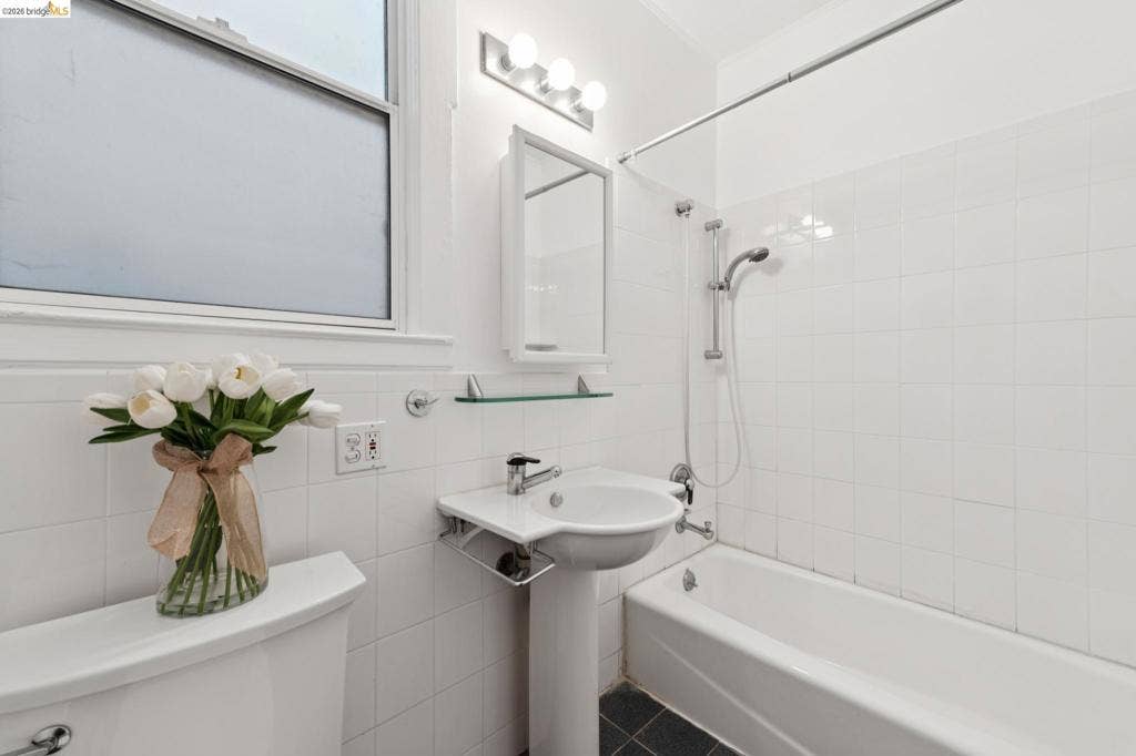 715 17Th Ave, San Francisco, CA 94121 715 17Th Ave, San Francisco, CA 94121