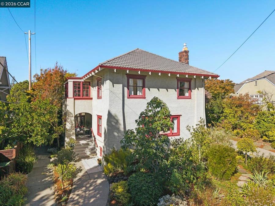 Property photo for 540 Boulevard Way, Piedmont, CA