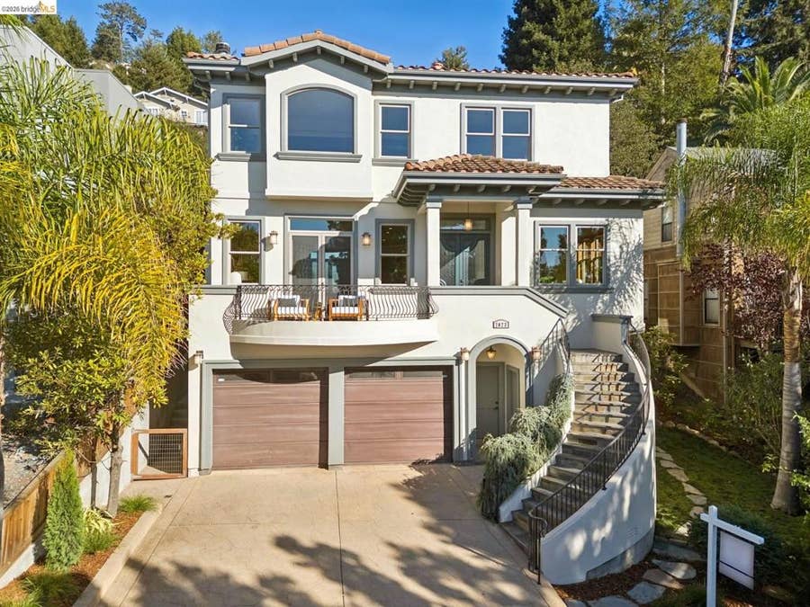 Property photo for 7023 Broadway Ter, Oakland, CA