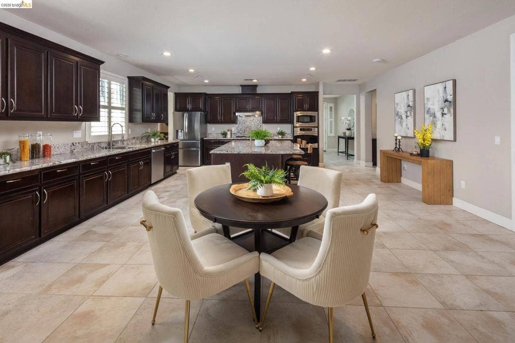 636 Ward Creek Ct, Brentwood, CA 94513 636 Ward Creek Ct, Brentwood, CA 94513