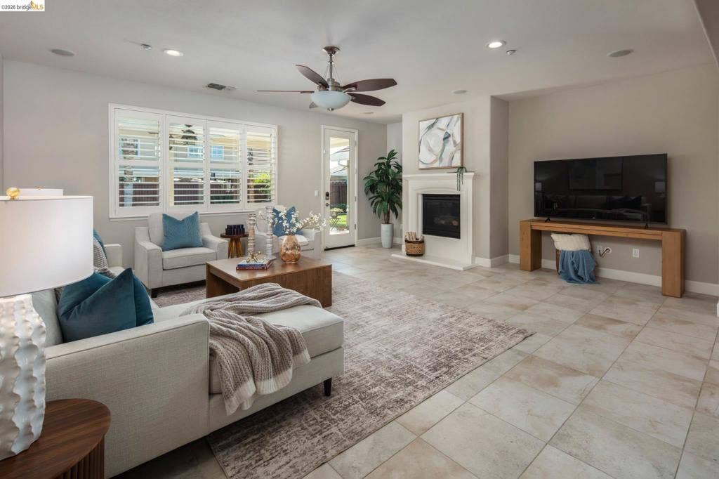 636 Ward Creek Ct, Brentwood, CA 94513 636 Ward Creek Ct, Brentwood, CA 94513
