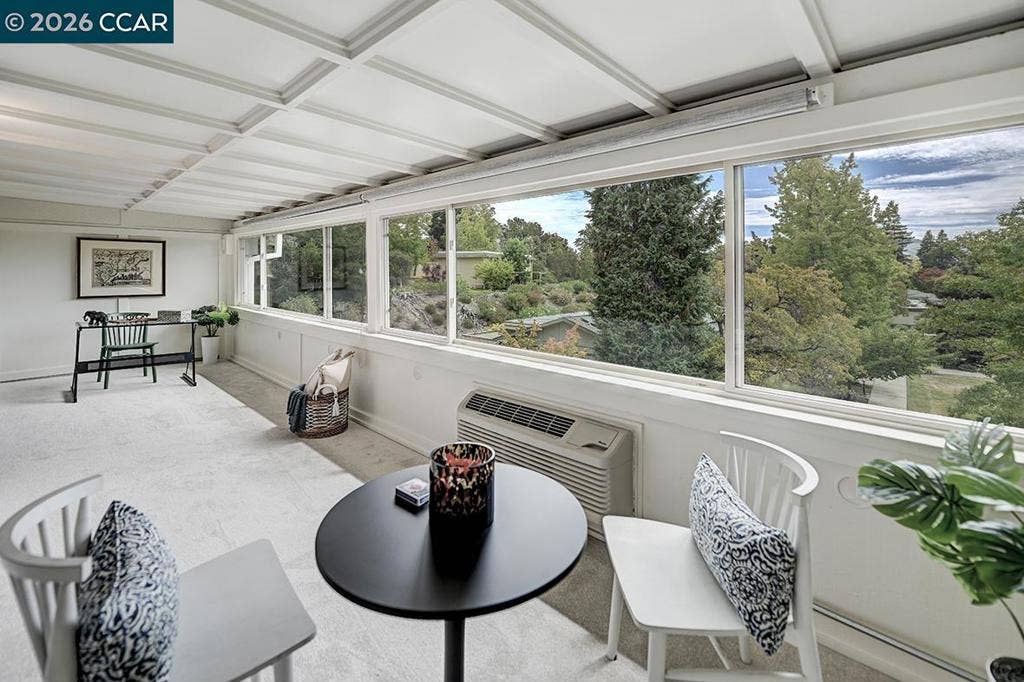 1309 Skycrest Dr, #5, Walnut Creek, CA 94595 1309 Skycrest Dr, #5, Walnut Creek, CA 94595