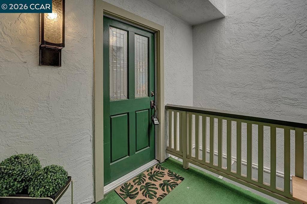 1309 Skycrest Dr, #5, Walnut Creek, CA 94595 1309 Skycrest Dr, #5, Walnut Creek, CA 94595