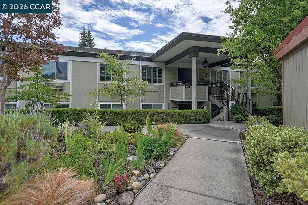 1309 Skycrest Dr, #5, Walnut Creek, CA 94595 1309 Skycrest Dr, #5, Walnut Creek, CA 94595