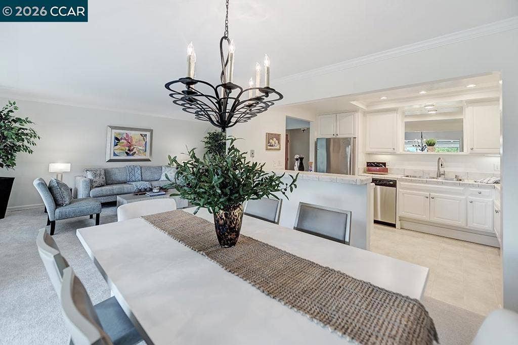 1309 Skycrest Dr, #5, Walnut Creek, CA 94595 1309 Skycrest Dr, #5, Walnut Creek, CA 94595