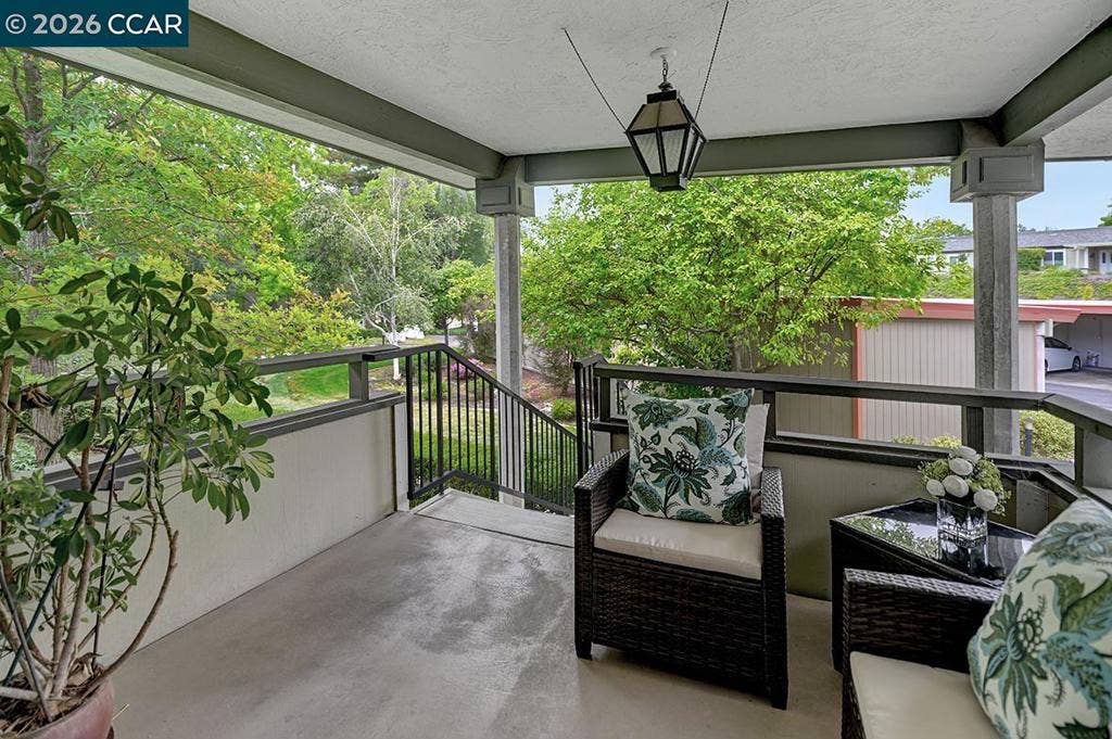 1309 Skycrest Dr, #5, Walnut Creek, CA 94595 1309 Skycrest Dr, #5, Walnut Creek, CA 94595