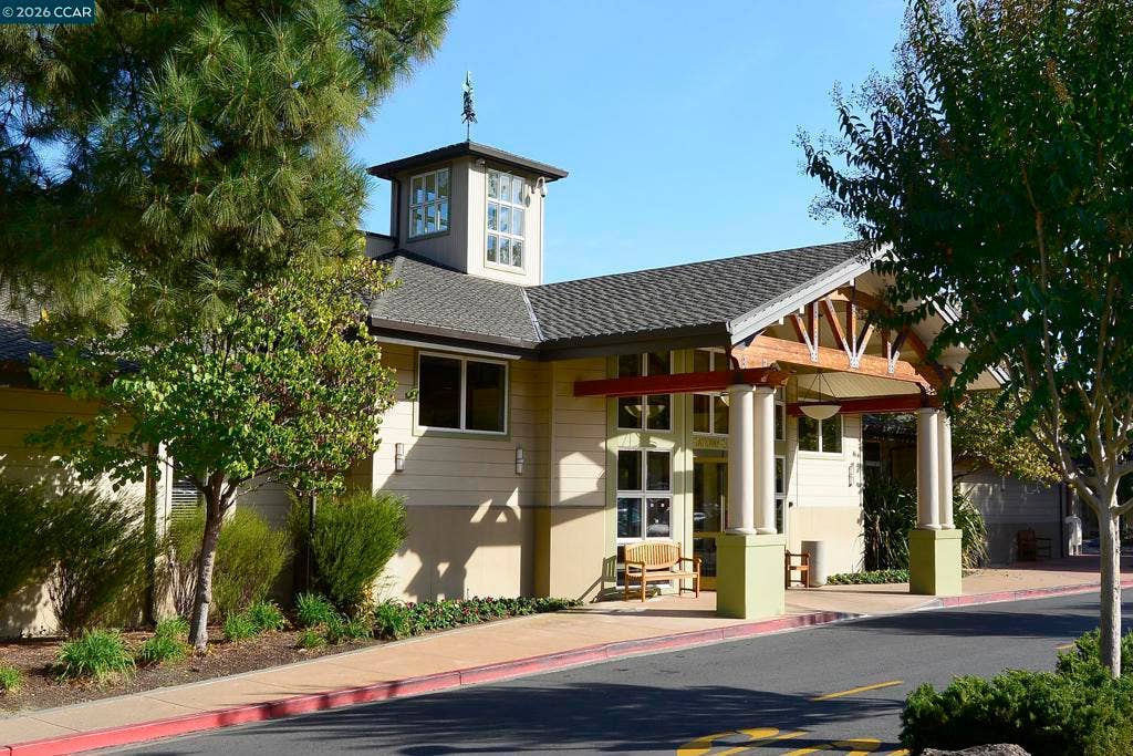 1309 Skycrest Dr, #5, Walnut Creek, CA 94595 1309 Skycrest Dr, #5, Walnut Creek, CA 94595