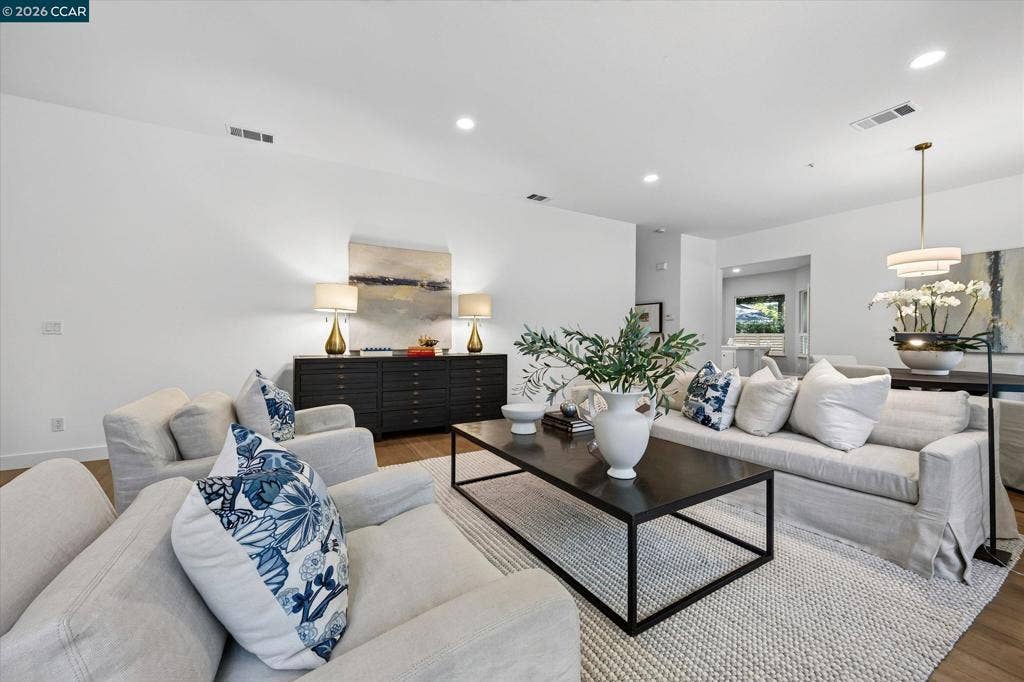 1800 Wales Drive, Walnut Creek, CA 94595 1800 Wales Drive, Walnut Creek, CA 94595