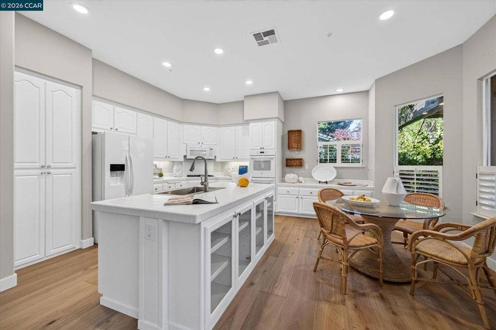 1800 Wales Drive, Walnut Creek, CA 94595 1800 Wales Drive, Walnut Creek, CA 94595