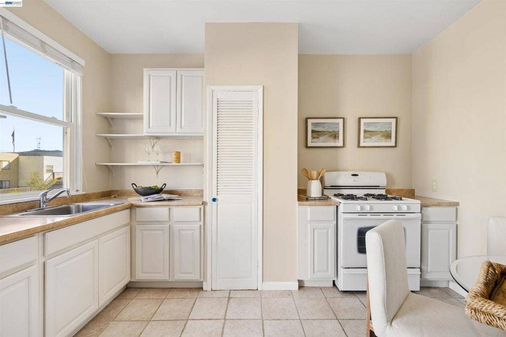 524 27th Ave, San Francisco, CA 94121-2856 524 27th Ave, San Francisco, CA 94121-2856