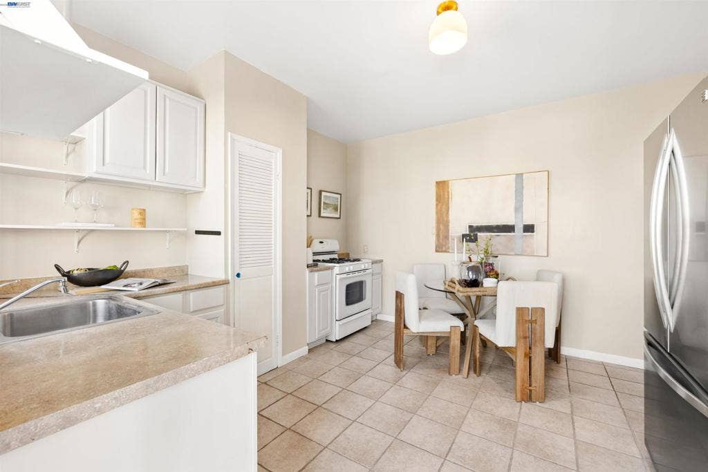 524 27th Ave, San Francisco, CA 94121-2856 524 27th Ave, San Francisco, CA 94121-2856