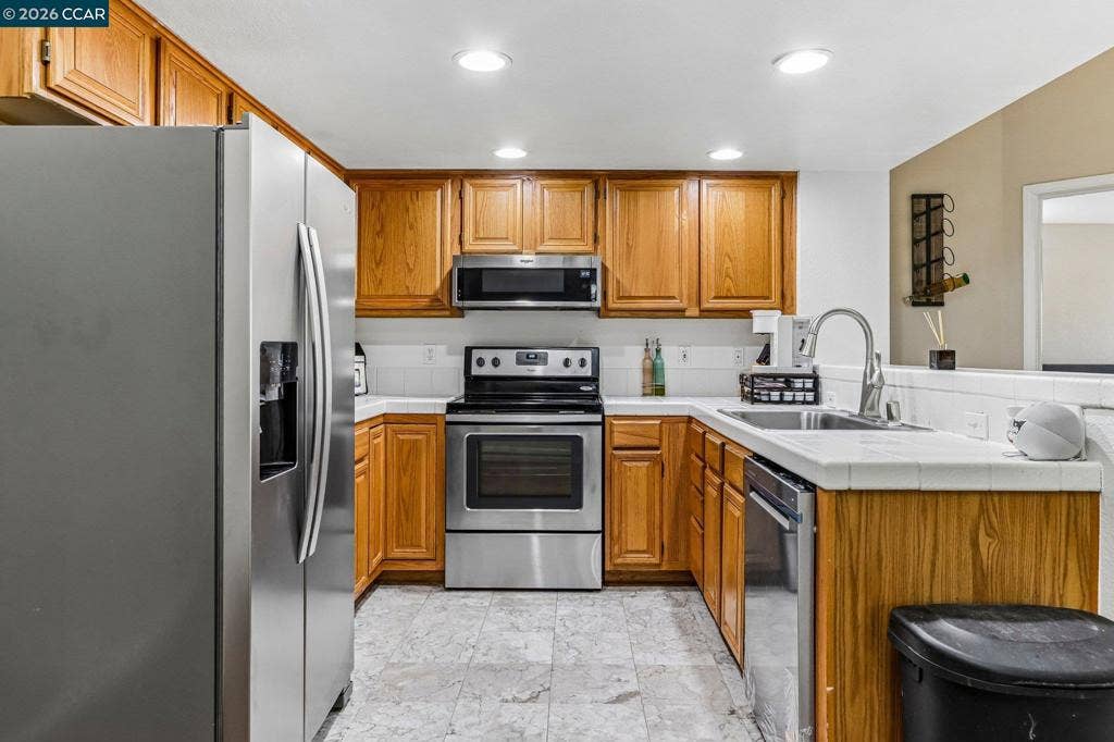 204 Stone Pine Ln, San Ramon, CA 94583 204 Stone Pine Ln, San Ramon, CA 94583