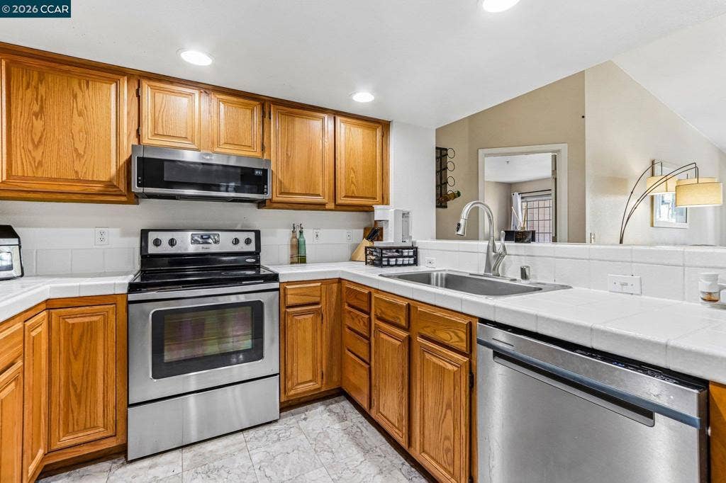 204 Stone Pine Ln, San Ramon, CA 94583 204 Stone Pine Ln, San Ramon, CA 94583