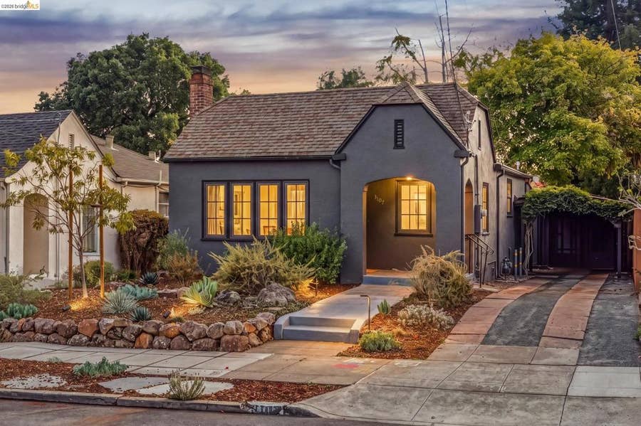 Property photo for 3107 Sylvan Ave, Oakland, CA