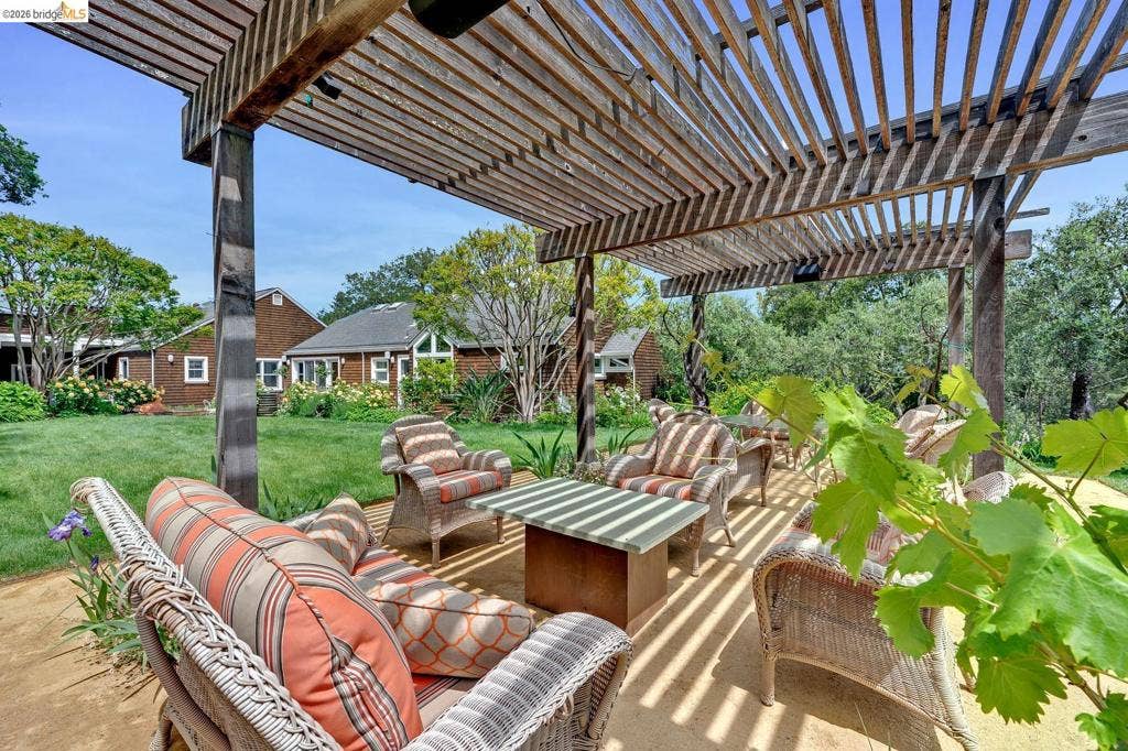 3369 Westside RD, Healdsburg, CA 95448 3369 Westside RD, Healdsburg, CA 95448