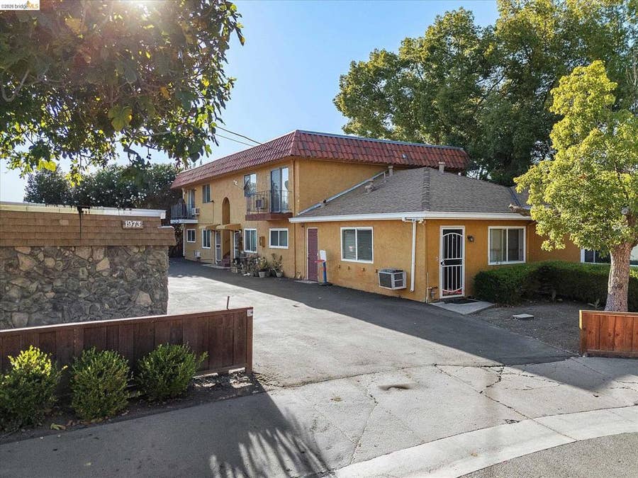 Property photo for 1973 Jacqueline Way, Concord, CA