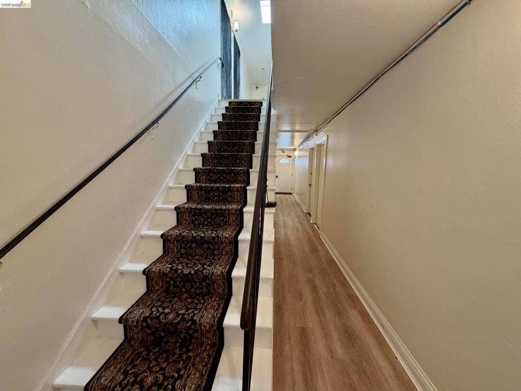 2223 Bonar St, Berkeley, CA 94702 2223 Bonar St, Berkeley, CA 94702