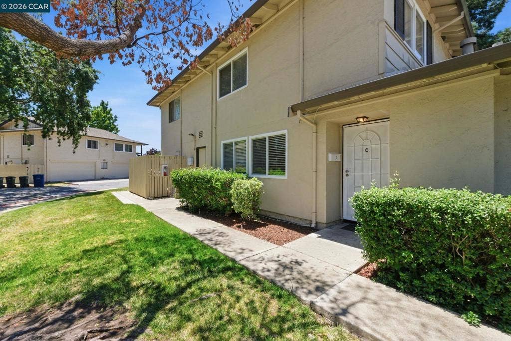 1069 Mohr Lane, #C, Concord, CA 94518 1069 Mohr Lane, #C, Concord, CA 94518