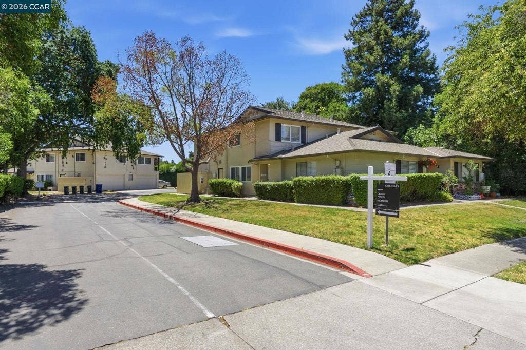 1069 Mohr Lane, #C, Concord, CA 94518 1069 Mohr Lane, #C, Concord, CA 94518