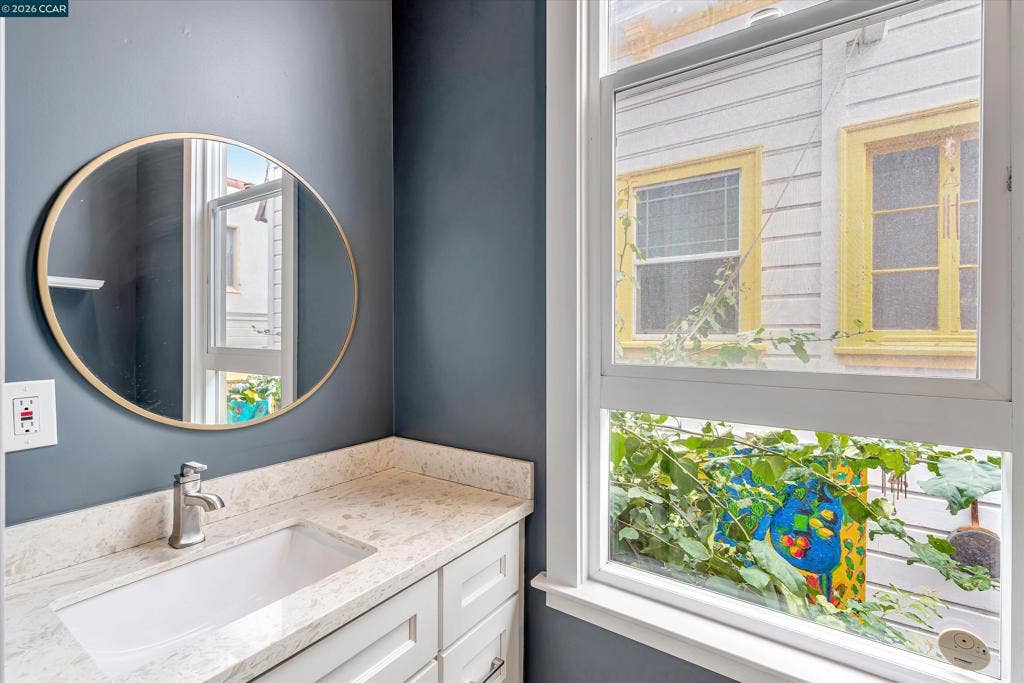 1642 14th St, Oakland, CA 94607 1642 14th St, Oakland, CA 94607