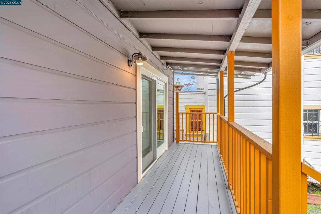 1642 14th St, Oakland, CA 94607 1642 14th St, Oakland, CA 94607