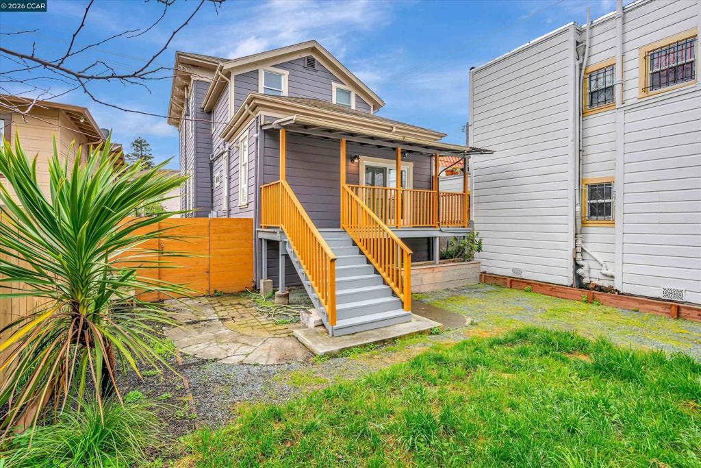 1642 14th St, Oakland, CA 94607 1642 14th St, Oakland, CA 94607