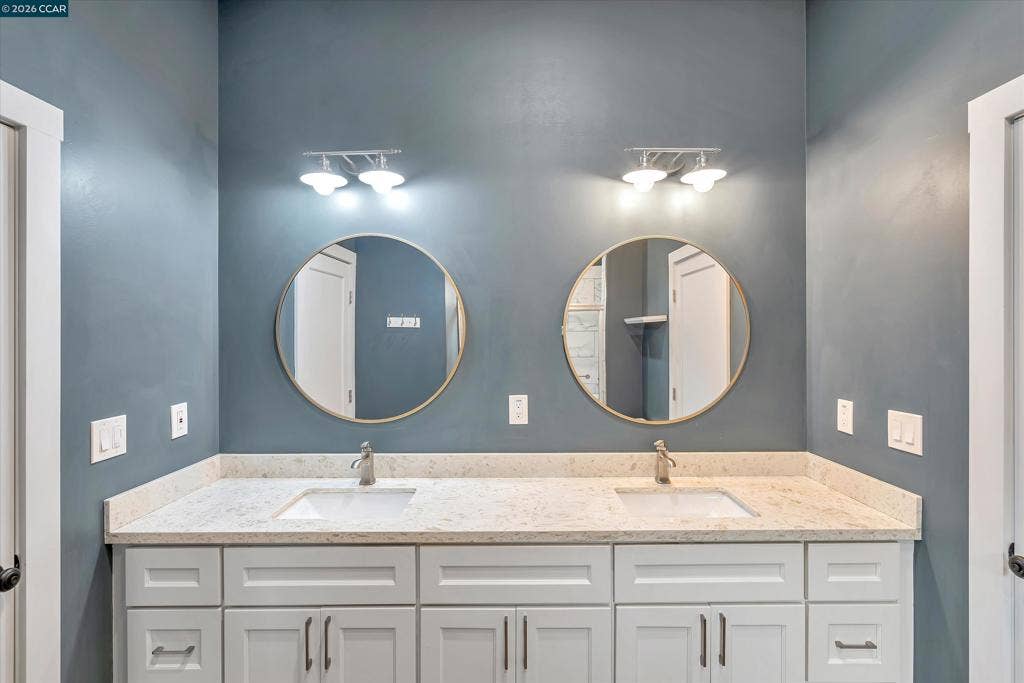 1642 14th St, Oakland, CA 94607 1642 14th St, Oakland, CA 94607