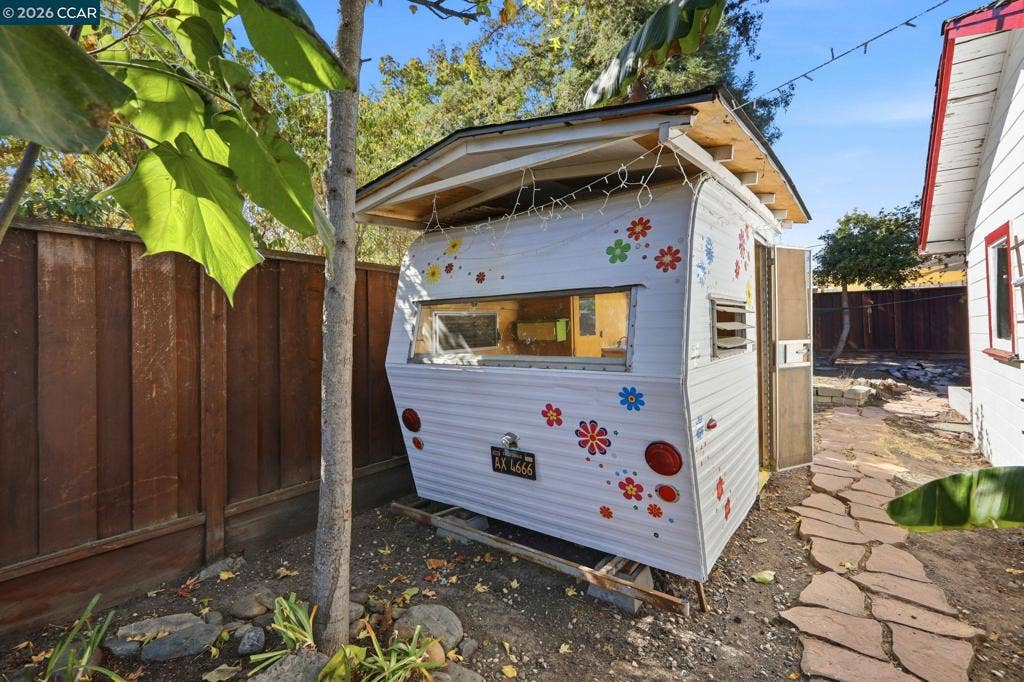 145 Belle Ave, Pleasant Hill, CA 94523 145 Belle Ave, Pleasant Hill, CA 94523